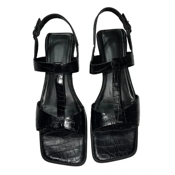 BANDOLINO *Vintage* (EUC) Kendra Black Leather T Strap Sandals, Size 9.5 - Picture 5 of 12